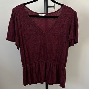 Lucky Brand Burgundy V-Neck Peplum Short Sleeve Blouse